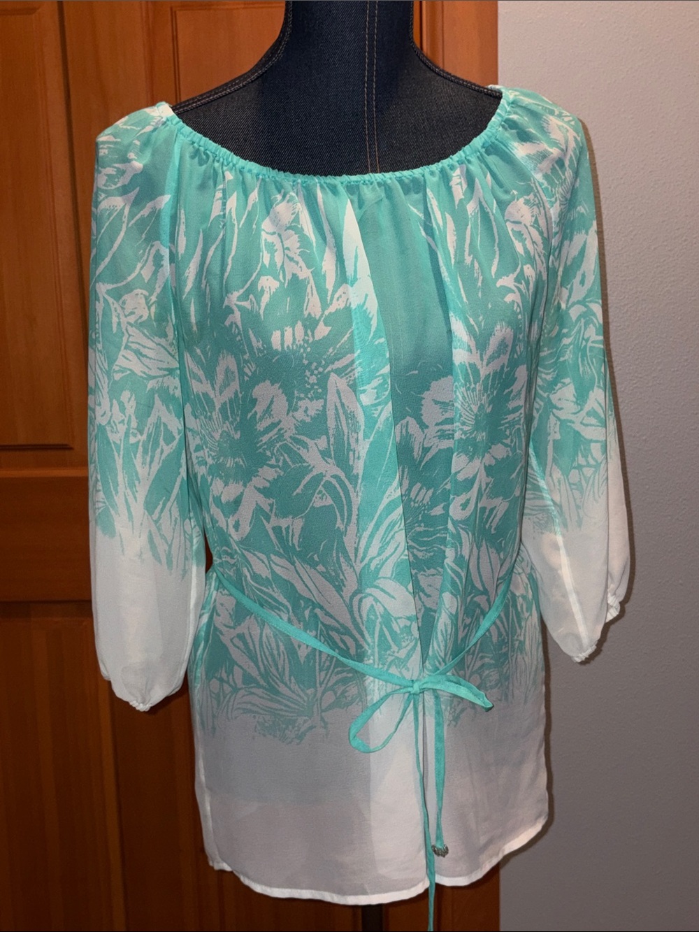 Jennifer Lopez Aqua and White Floral Peasant Blouse